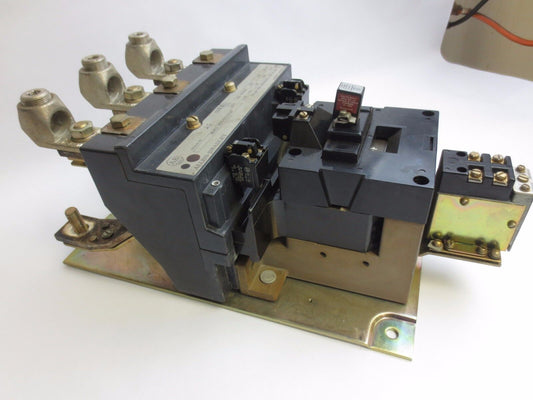 ALLEN-BRADLEY 40451-457-03-0236 SIZE 5 STARTER 270A MAX CONT. 75 to 200 HP