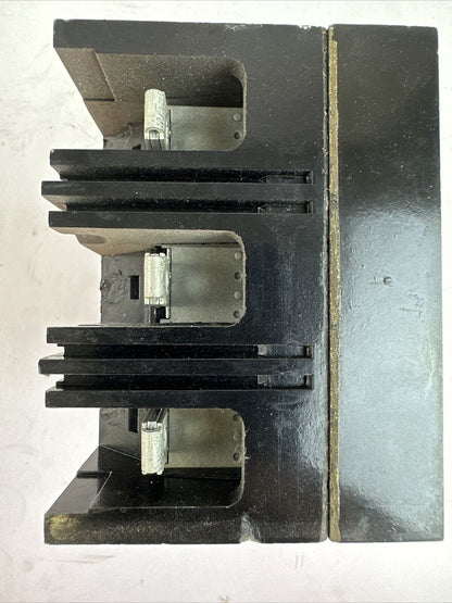 GE TED134015 CIRCUIT BREAKER 480VAC 15A 3POLE