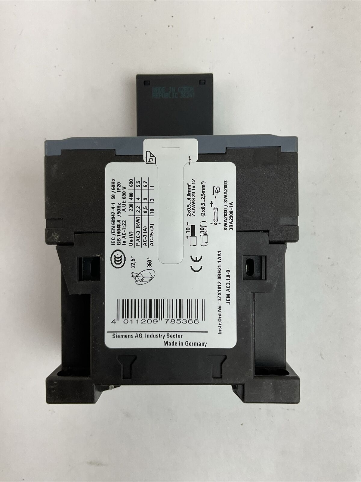 SIEMENS 3RT2016-2BB41 CONTACTOR 600VAC 20A 3PH 7.5HP COIL 24VDC 2000-68500-44100