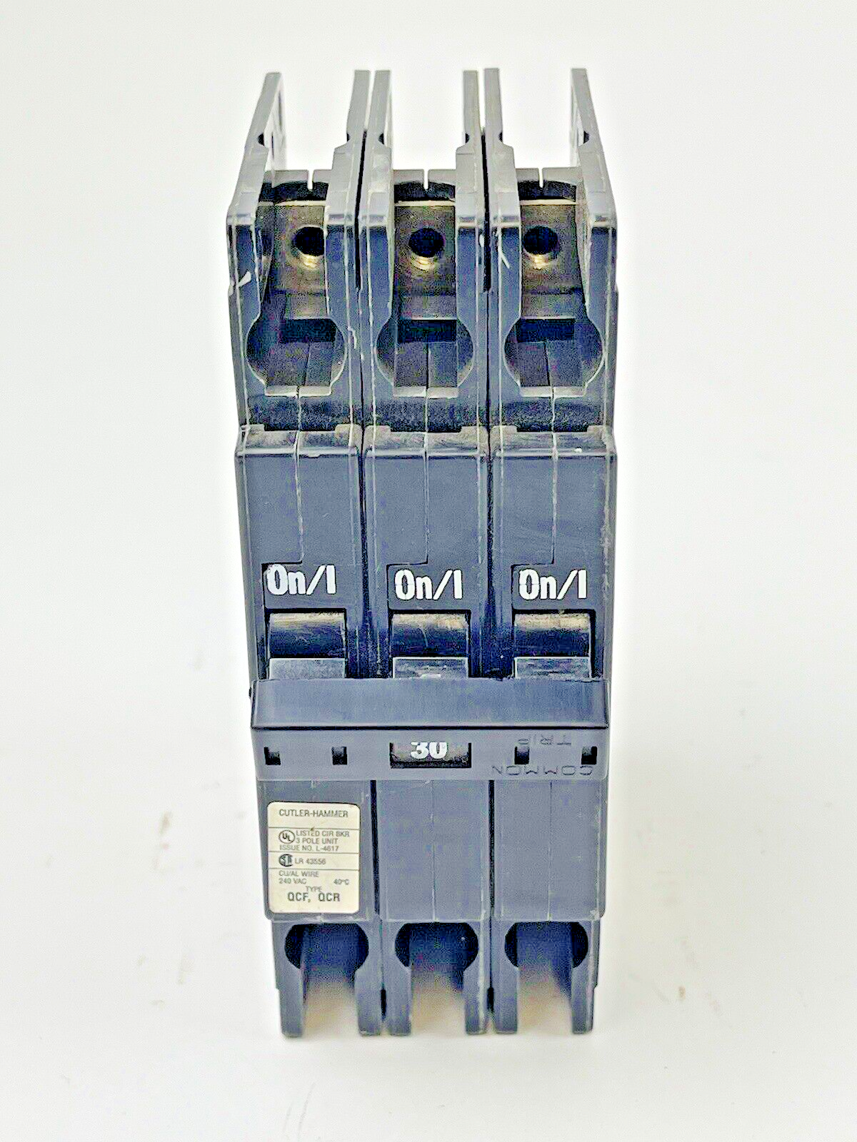 CUTLER-HAMMER - QCR3030HT - CIRCUIT BREAKER - 30A/3 POLE/240 VAC/ HACR TYPE