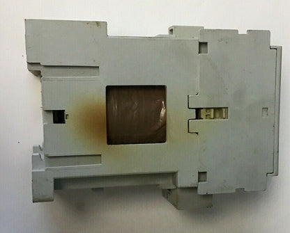 ALLEN BRADLEY 100-C12D*400 CONTACTOR SER,A 690V 32A 600VAC COIL 24VDC