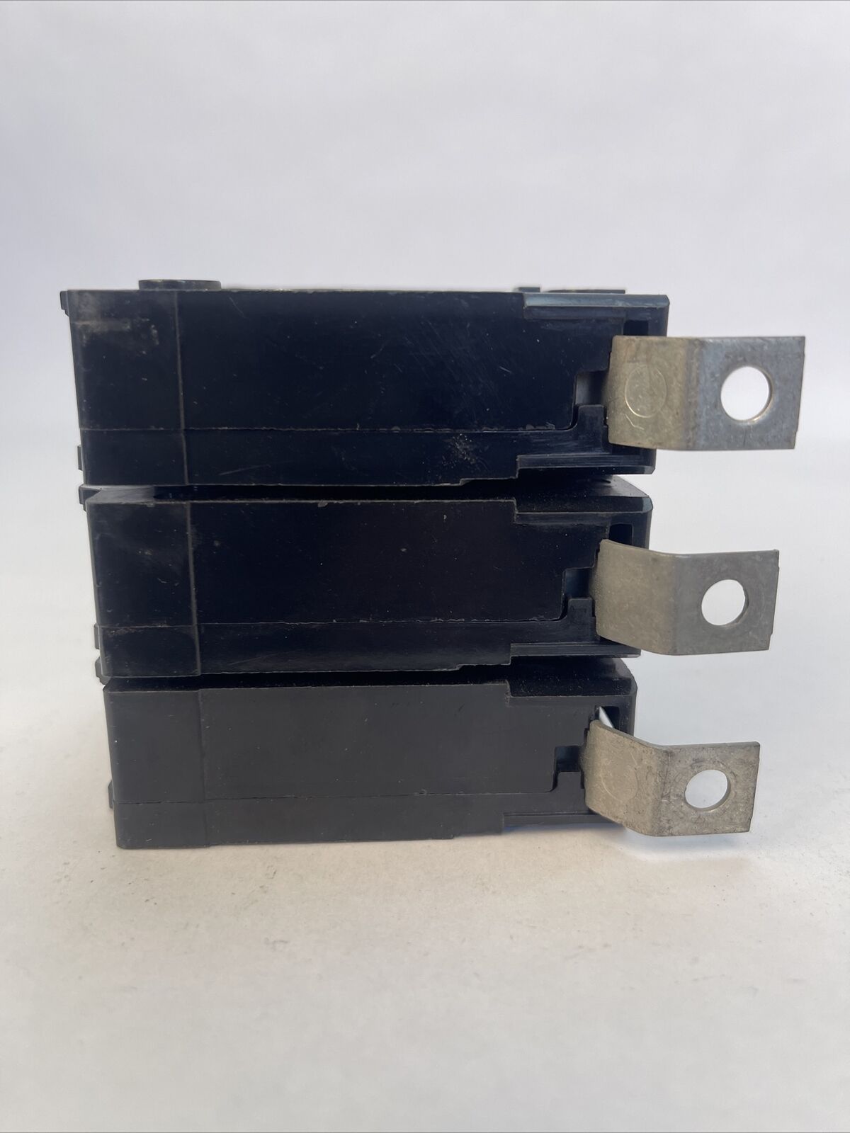 CHALLENGER CBB3015H CIRCUIT BREAKER 15AMP 240VAC 3POLE