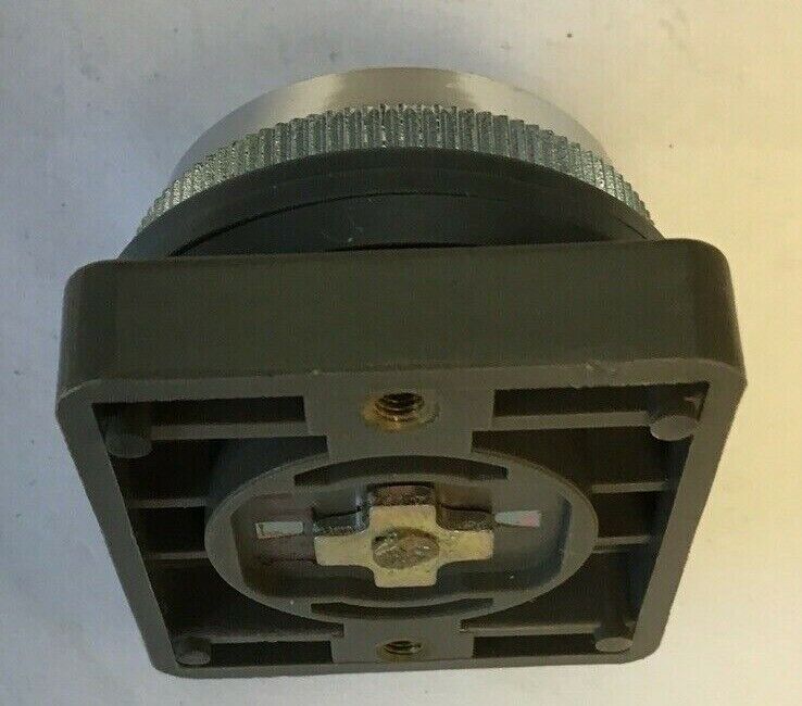 IDEC ABN 300 PUSHBUTTON 131A***LOTOF2***