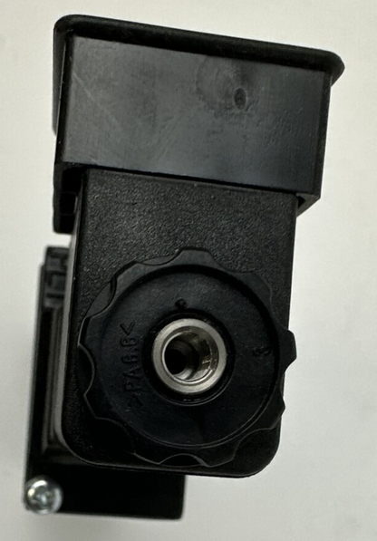PARKER B511ACB49C SOLENOID VALVE 145PSI P0194749 24VDC