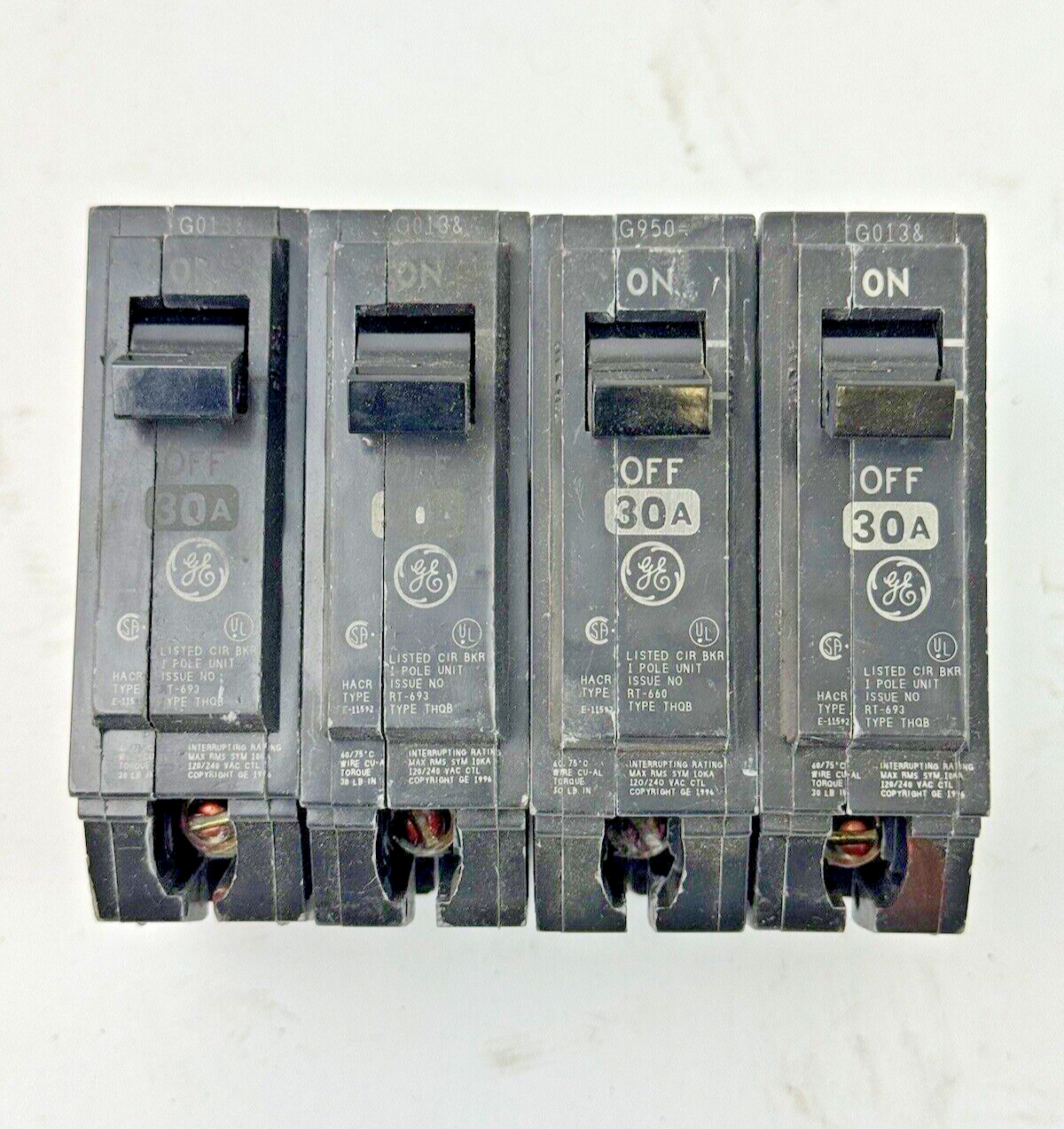 GE *LOT OF 4* - THQB1130 - BOLT-ON CIRCUIT BREAKERS - 1 POLE/240VAC/30A-SEE DESC