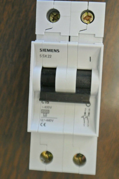 SIEMENS 5SX2 218-7 MINIATURE CIRCUIT BREAKER / 2-POLE / 15A / 400V / NEW SURPLUS