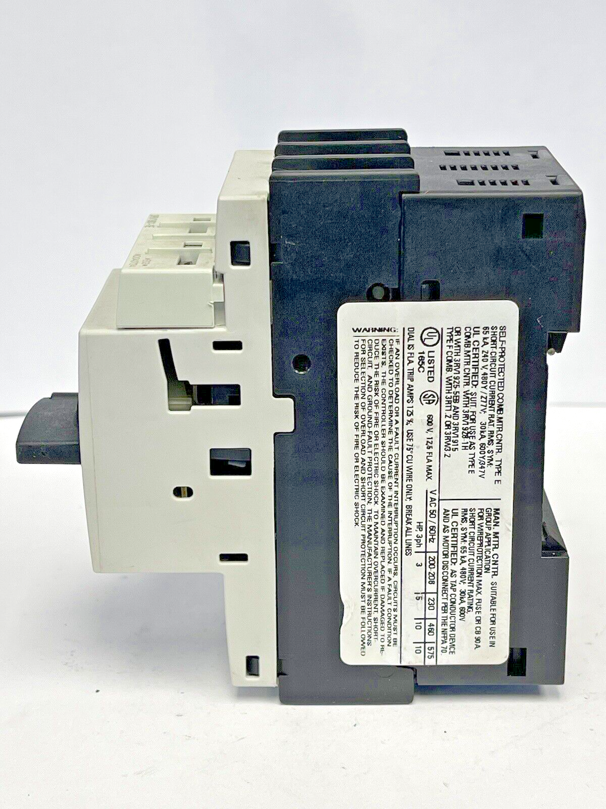 SIEMENS - 3RV1021-1KA10 & 3RV1901-1E - CIRCUIT BREAKER W/  SWITCH TRANSVERSE