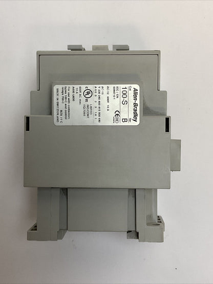 ALLEN BRADLEY 100-C30EJ01 CONTACTOR SER C 600VAC 55A 25HP 3PH COIL 24VDC