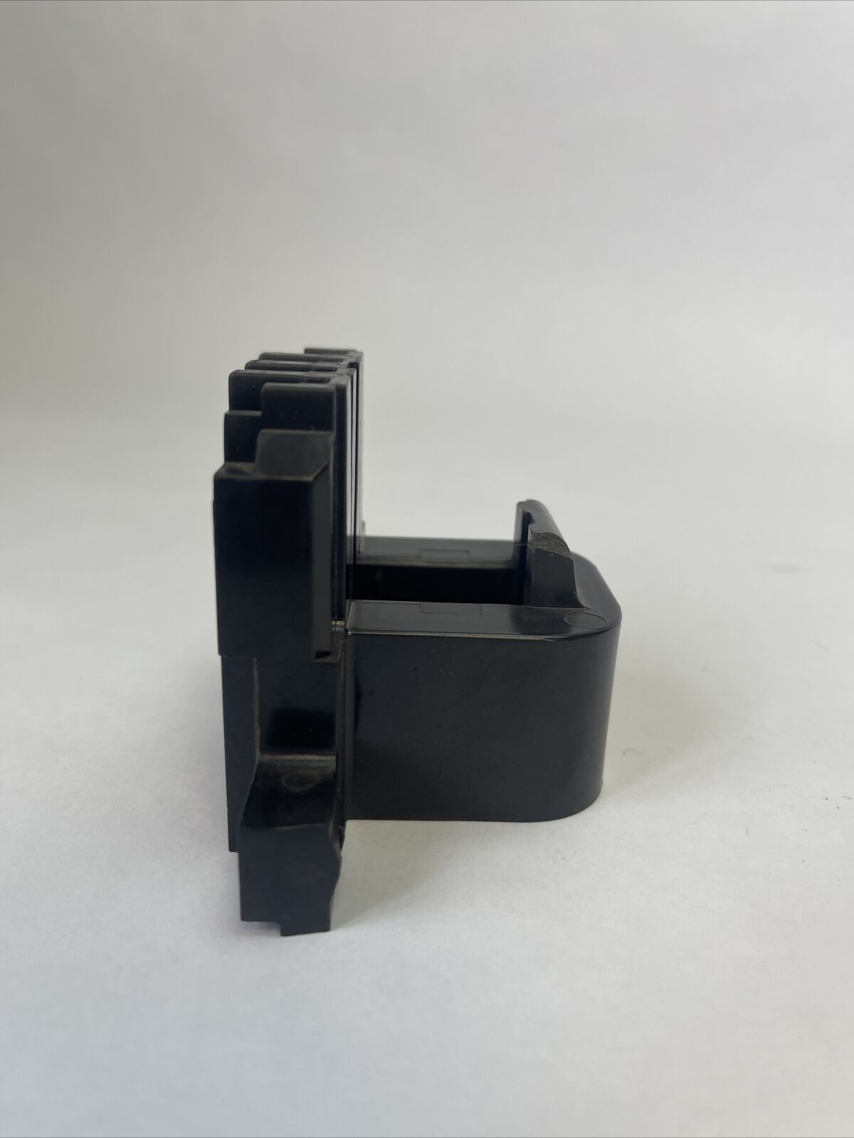 SQUARE D 31063-400-47 4P-5P COIL 240V 60HZ 220V 50HZ