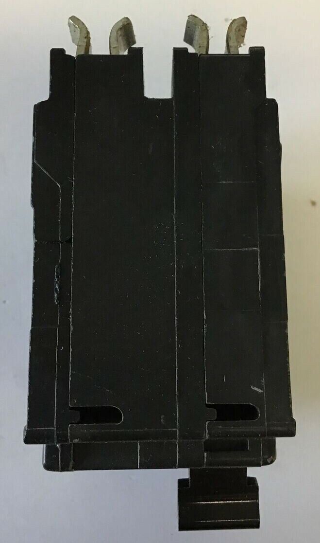 SQUARE D QO215H CIRCUIT BREAKER 15A 240VAC 50/60HZ 2POLE