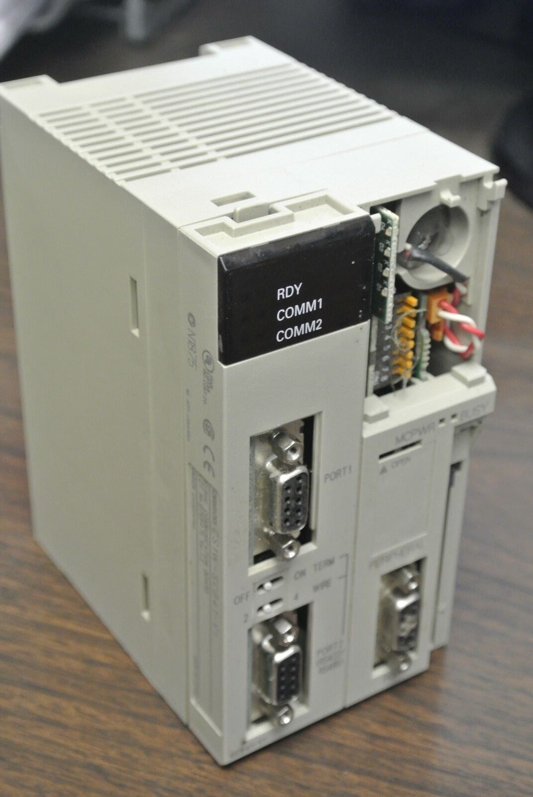 OMRON CS1G-CPU44H PROGRAMMABLE CONTROLLER / CPU + CS1W-SCB41-V1 SERIAL COMM BRD