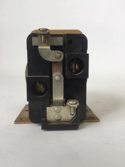 ALLEN BRADLEY 848-ZOD FLUID DASHPOT TIMING RELAY 600 VOLTS COIL 120V 60HZ