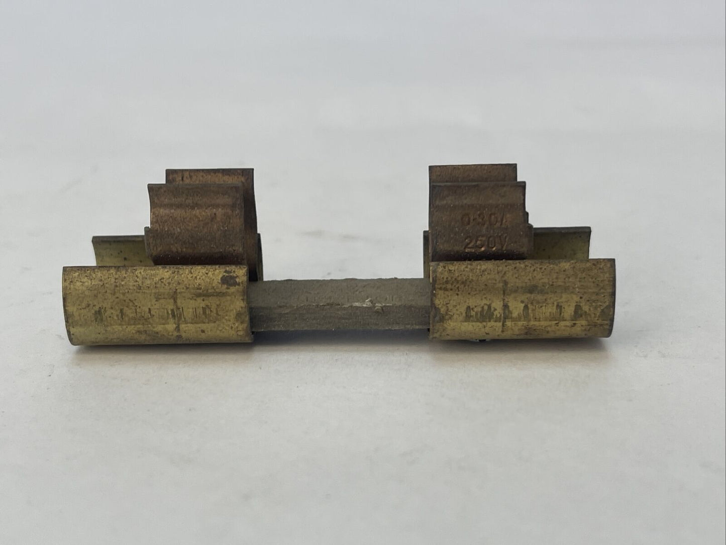 SUPERIOR 60/30A 250V FUSE REDUCER (LOT OF 3)