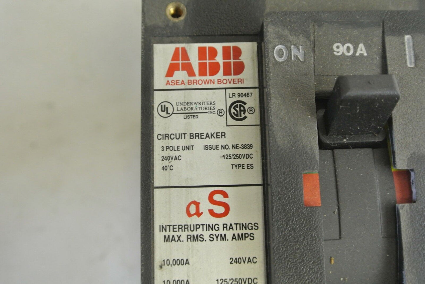 ABB ESB23090L CIRCUIT BREAKER 240V, 90A, 3-POLE - NEW SURPLUS