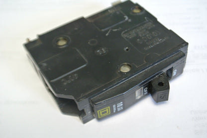 SQUARE D QO115 CIRCUIT BREAKER / 15A / 120/240VAC / 1 POLE***LOTOF5***