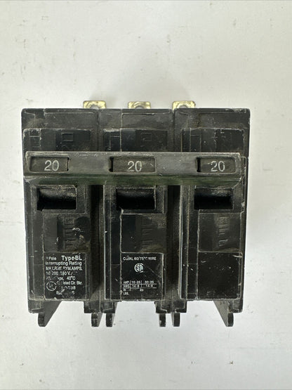 SIEMENS B320 CIRCUIT BREAKER 240VAC 20AMP 3POLE TYPE BL