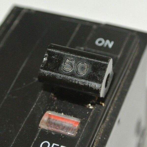 SQUARE D CIRCUIT BREAKER - 2-POLE, 1 THROW 50A