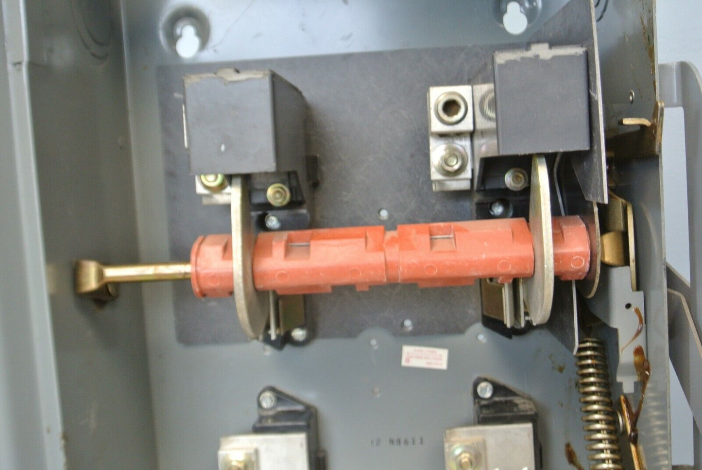 SQUARE D H224N FUSIBLE SAFETY SWITCH / 240V / 200A / H-224-N
