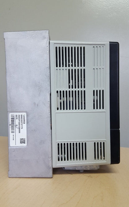 ALLEN BRADLEY  POWERFLEX  MOTOR DRIVE 20AD2P1A0AYNNNNN SERIES A, 400/480V, USED