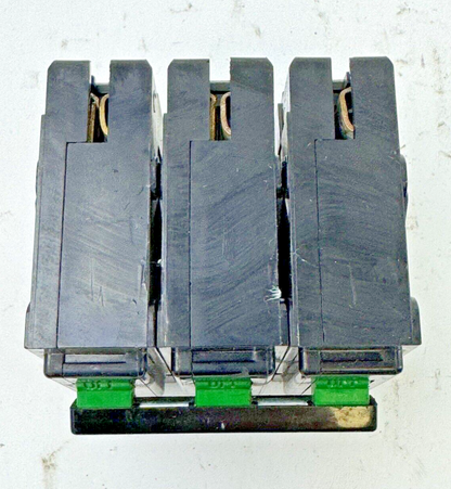 WESTINGHOUSE - BR330 - SNAP-IN CIRCUIT BREAKER - 3 POLE/30A/240 VAC