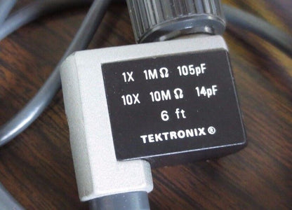 TEKTRONIX P6062B PROBE 1x 1M OHM 105pF - 10x 10M OHM 14pF x 6-Ft - SWITCHABLE