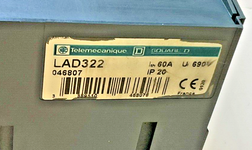 TELEMECANIQUE SQUARE D LAD322 POWER SPLITTER BOX 60A