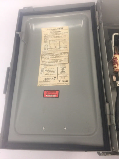 GOULD I-T-E F353H-CH FUSIBLE SAFETY SWITCH 600VAC 250VDC 100AMP 3PH 75HP 3 POLE