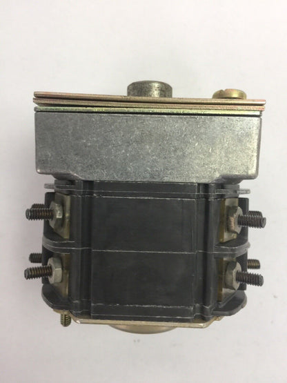 WESTINGHOUSE 663A277G01 TYPE W2 SWITCH 600V 20A ROTARY SWITCH NO HANDLE