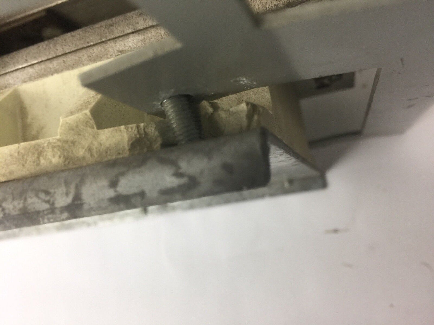 GE SPECTRO SERIES ANK120 NEUTRAL ASSEMBLY MOD 1 1200A MAX