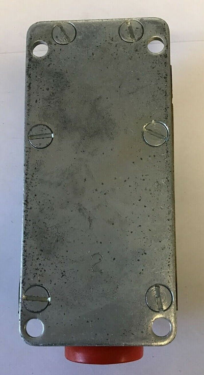 GOULD R.B.DENISON LIMIT SWITCH L100WTL-2M CONTACT 15