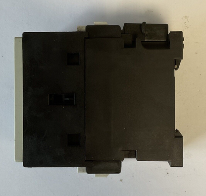 SIEMENS 3RT1025-1A..0 CONTACTOR 690V
