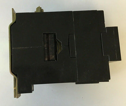 GENERAL ELECTRIC CR120B01122 INDUSTRIAL RELAY 600VACV 60HZ 10A
