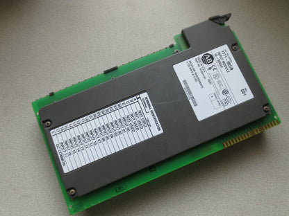 ALLEN-BRADLEY 1771-IBD/B INPUT MODULE 10-30VDC - Rev. G01