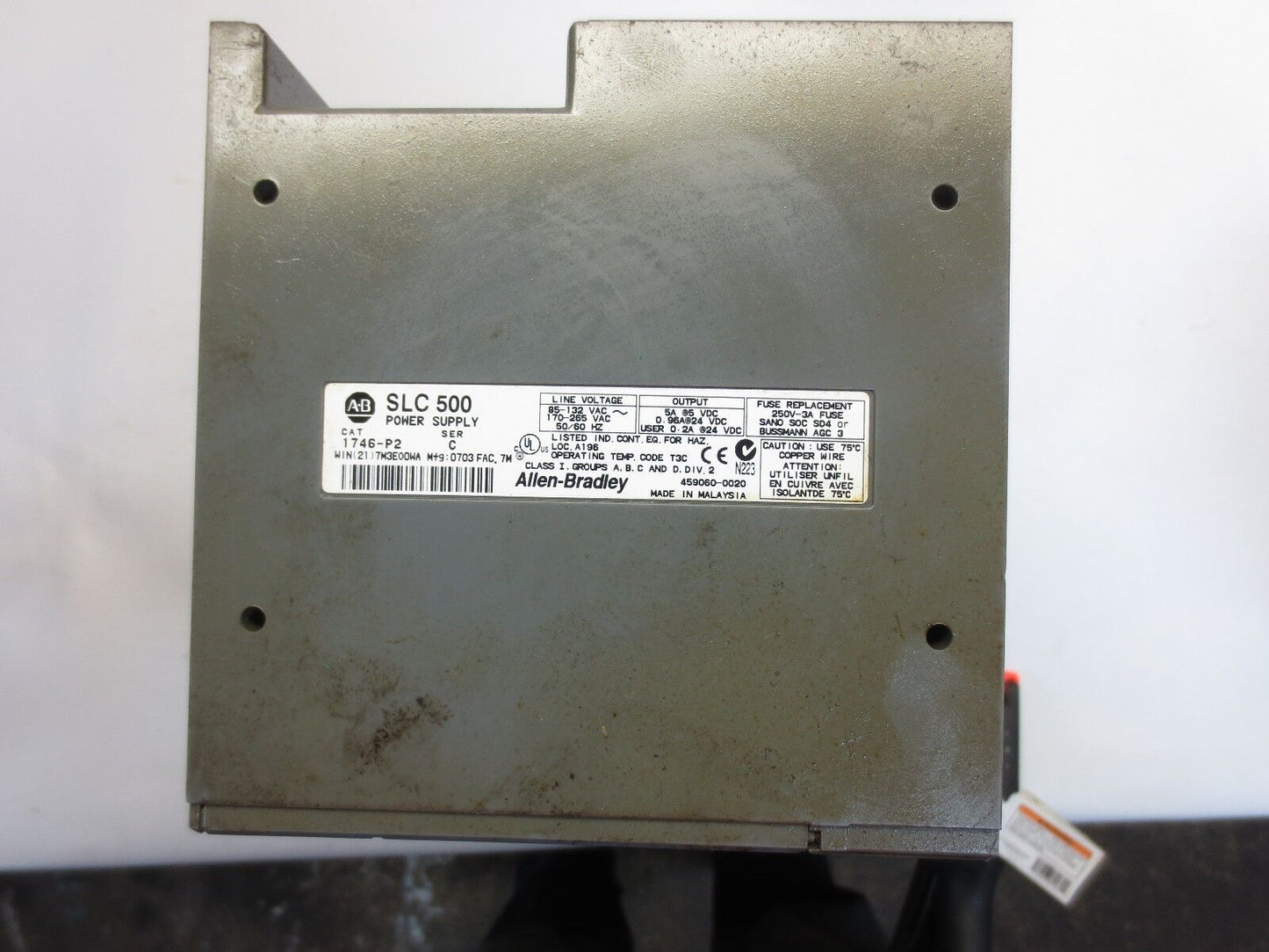 ALLEN-BRADLEY 1746-P2 SLC500 POWER SUPPLY + 1746-A7 7-SLOT RACK