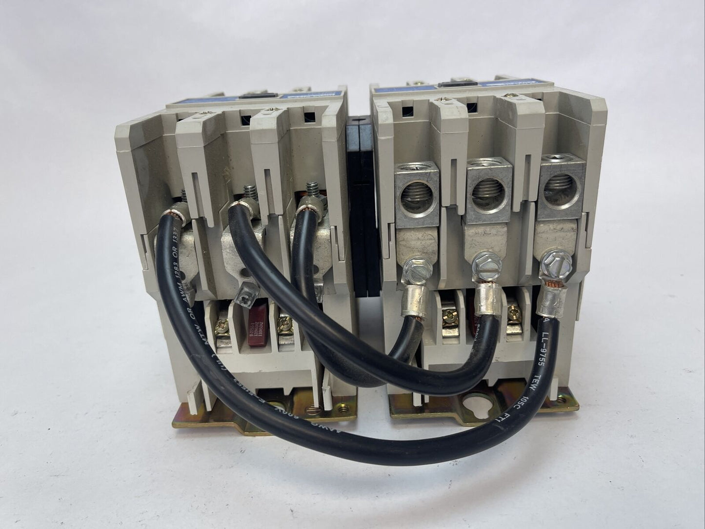 CUTLER HAMMER CN15KN3-59 CN15KN3 SIZE 3 REVERSING CONTACTOR 600VAC 90A 50HP