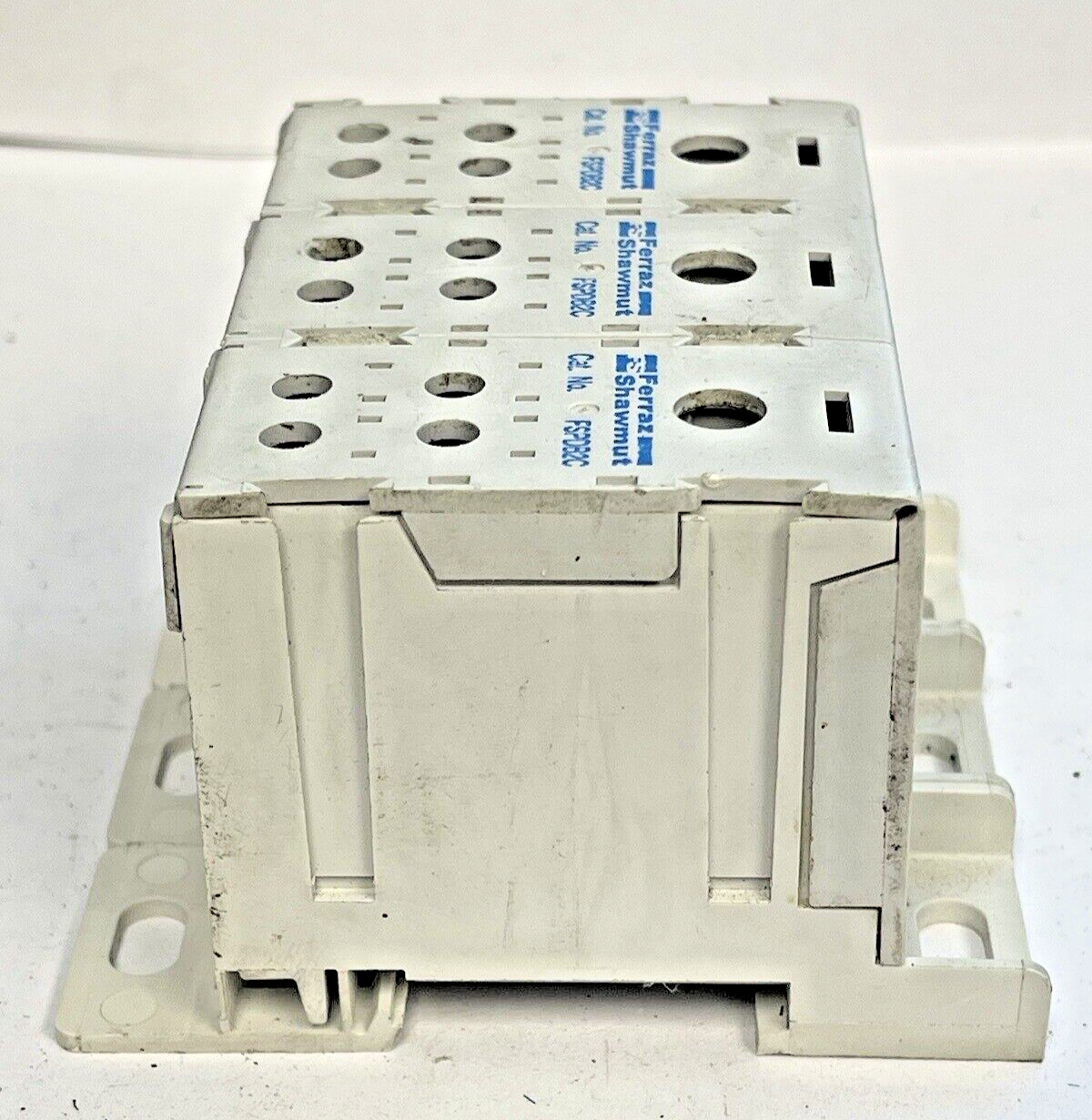 FERRAZ SHAWMUT *LOT OF 3* - FSPDB2C - POWER DISTRIBUTION BLOCK - 600VAC, 175A