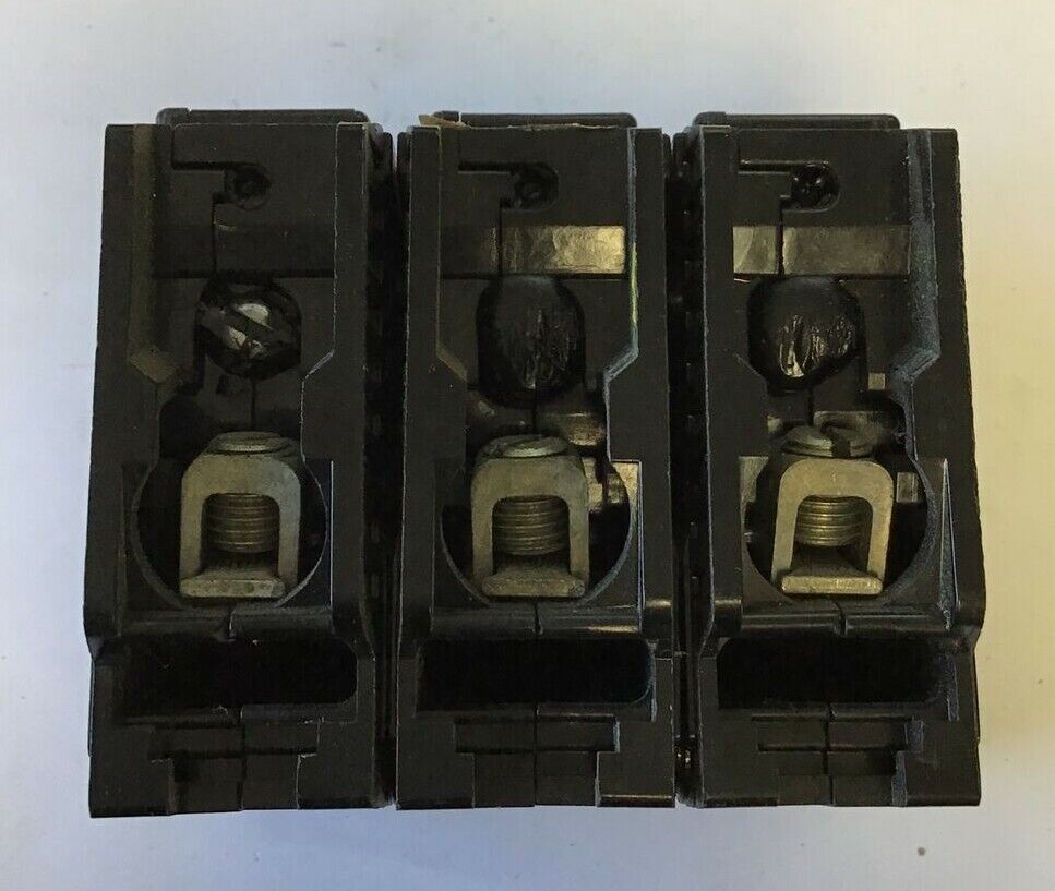 SYLVANIA C330 CIRCUIT BREAKER TYPE C CLASS CTL 240VAC 3POLE