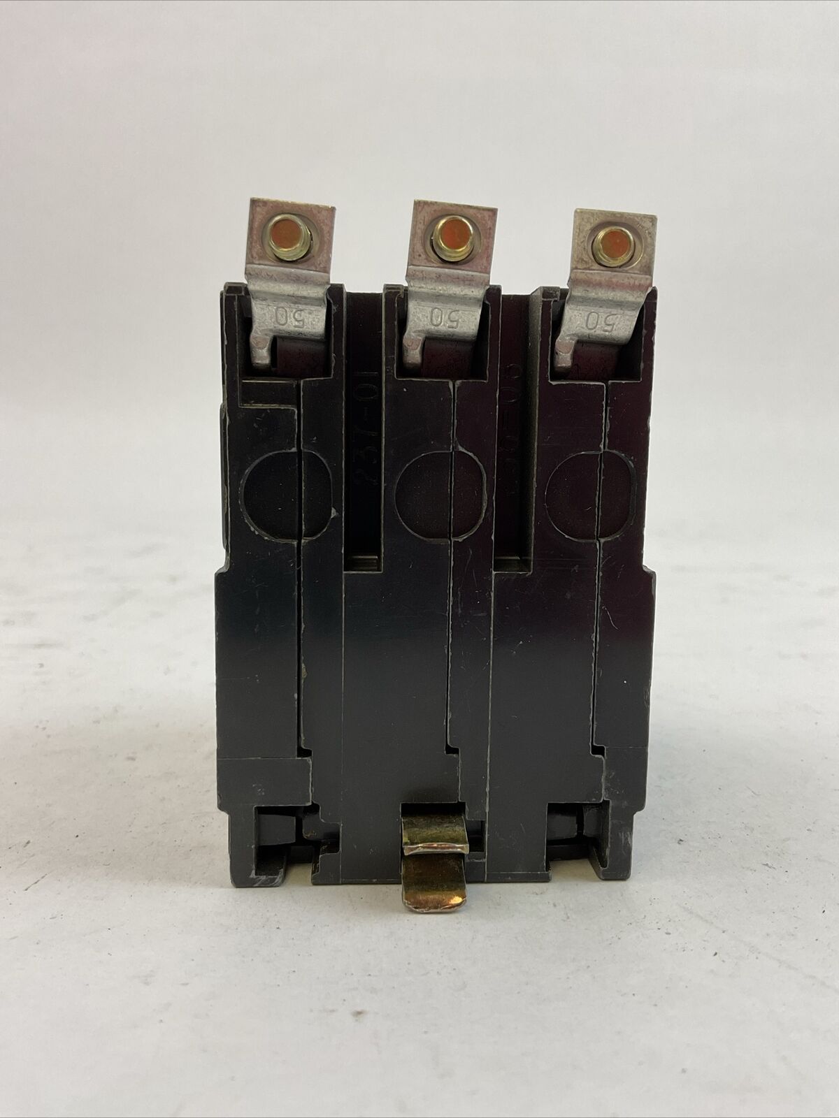 SQUARE D QOB3305237 BOLT-ON CIRCUIT BREAKER 30AMP 3POLE 240VAC