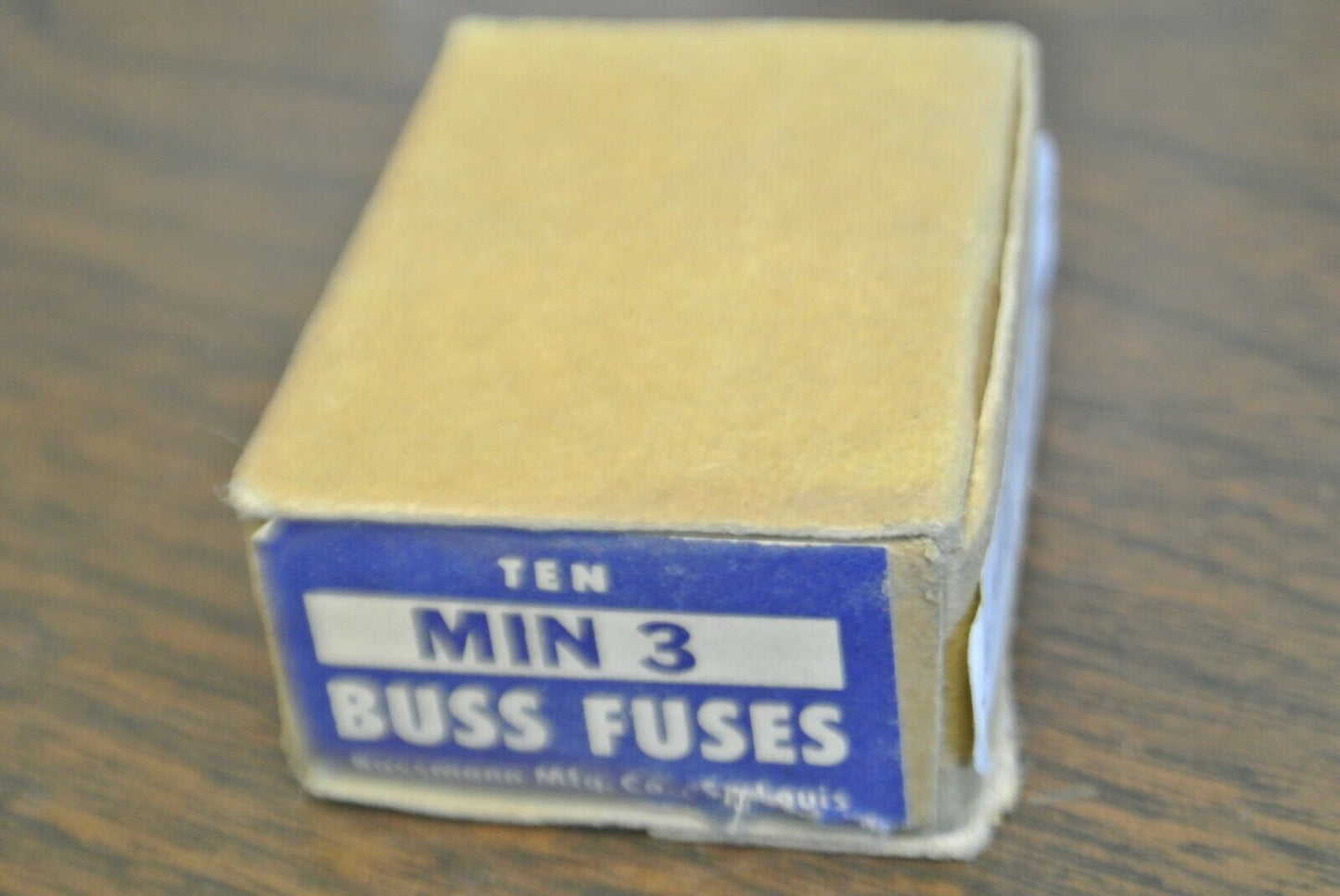 BOX of 10 / BUSS MIN3 INDICATING FUSE / 3A / 250V / NEW SURPLUS / MIN-3