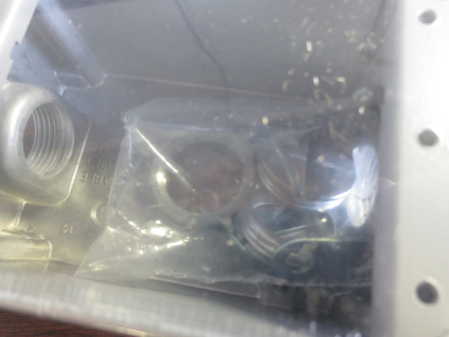 SIEMENS SMF40BC1 ENCLOSURE NEMA 4 3R/12 - NEW SURPLUS