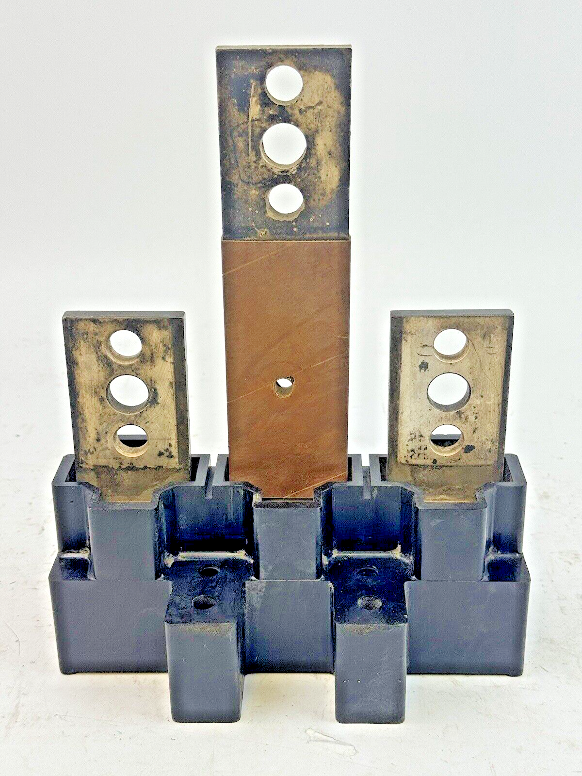 GE - TK63PD1 - PLUG-IN MOUNTING BASE ASSEMBLY - K1200 LINE, TYPE TK