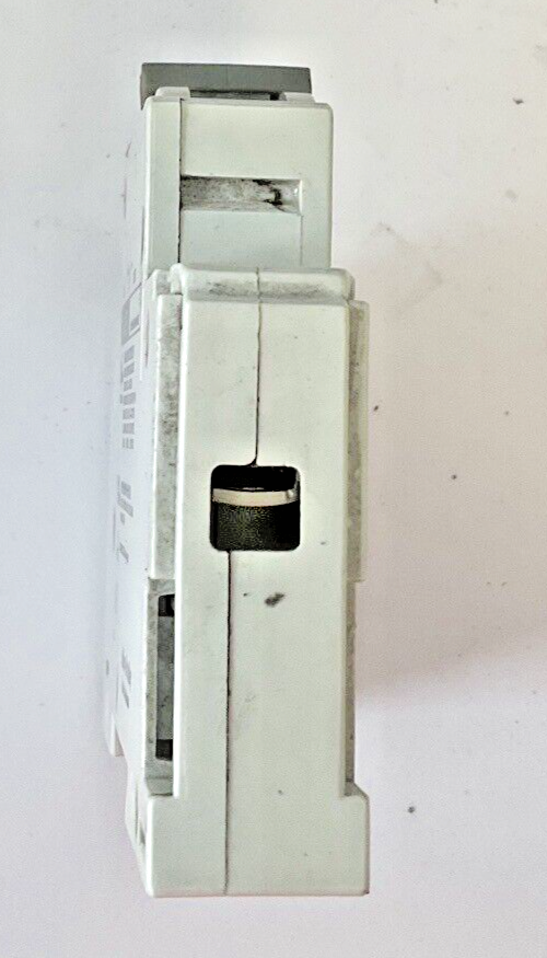 ALLEN BRADLEY 1492-CB1 G030 CIRCUIT BREAKER  3A SER.C 1/3HP 277VAC 1PH**LOTOF4**