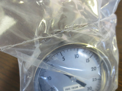 ASHCROFT Q-8962 / 1HA34408-072 OIL FREE GAUGE 2-1/2" 1/4 NPT BACK 0-30psi - NEW