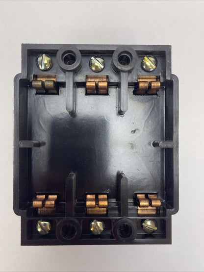 ARROW HART CP-333 PULL-OUT UNIT MISCELLANEOUS SWITCH 30A 240V 7.5HP