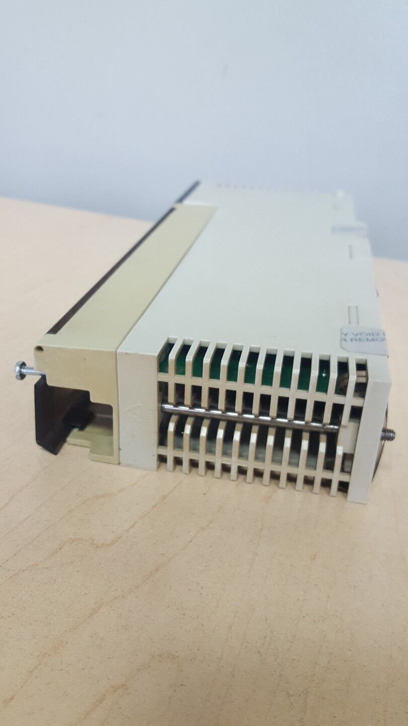 AEG MODICON 140 DRC 830 00 RELAY OUTPUT MODULE 8X1 NO/NC 01.02