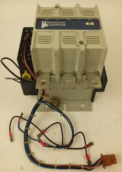 TELEMECANIQUE LC1FH43 CONTACTOR 3PH 600VAC 150HP 200A LA1F221 LX4 FH 190VDC