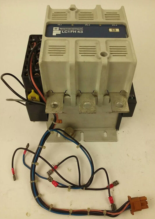 TELEMECANIQUE LC1FH43 CONTACTOR 3PH 600VAC 150HP 200A LA1F221 LX4 FH 190VDC
