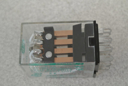 ALLEN-BRADLEY 700-HC14Z24 RELAY / 3A / 4PDT / 24VDC / NEW SURPLUS