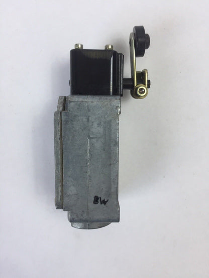 GE CR9440K1J5 LIMIT SWITCH 240V