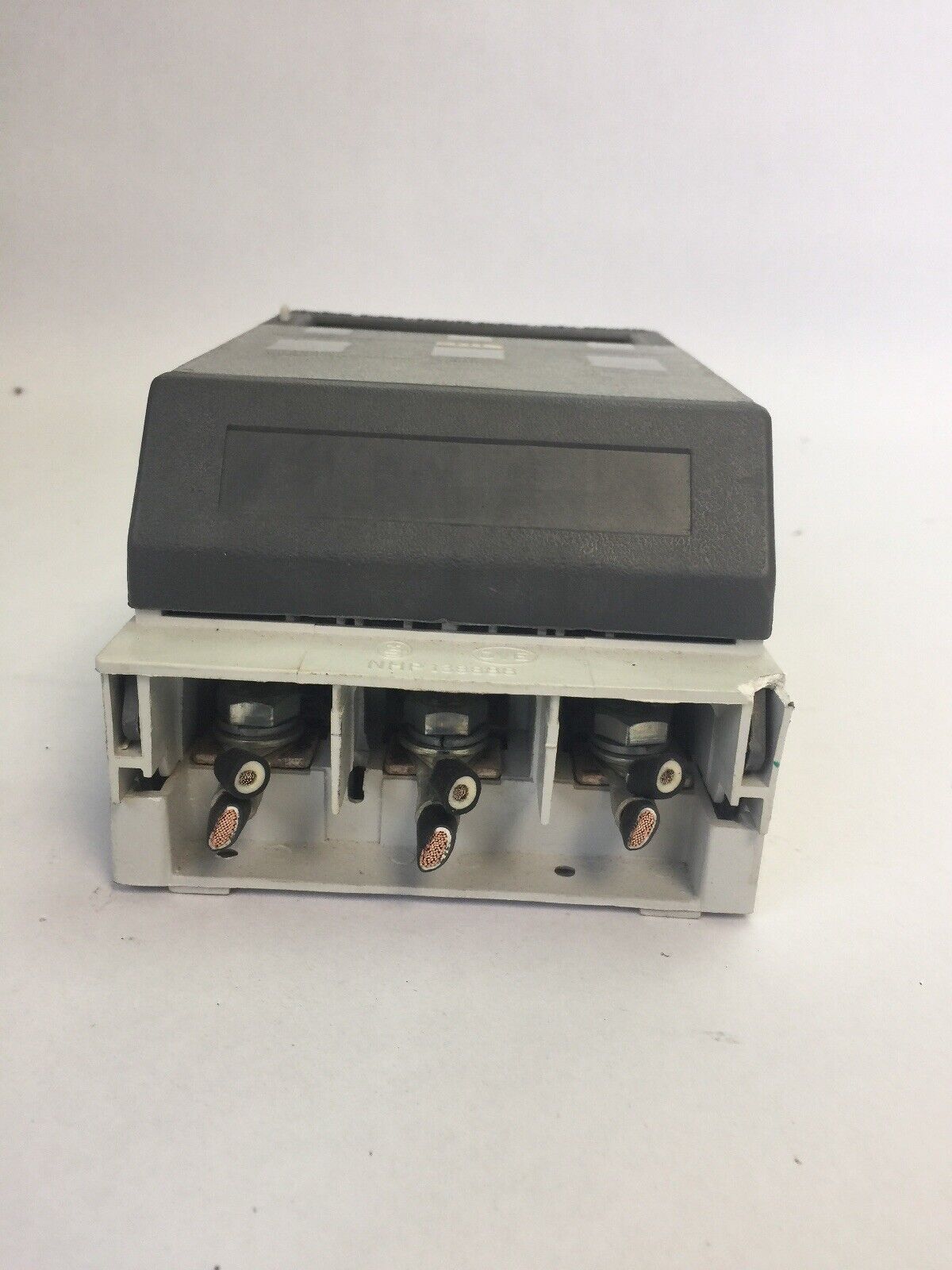 ABB SLP00 FUSE SWITCH DISCONNECTOR Ue 690V 'E 100A AC Ue 500V 'e 160A AC 3 POLE